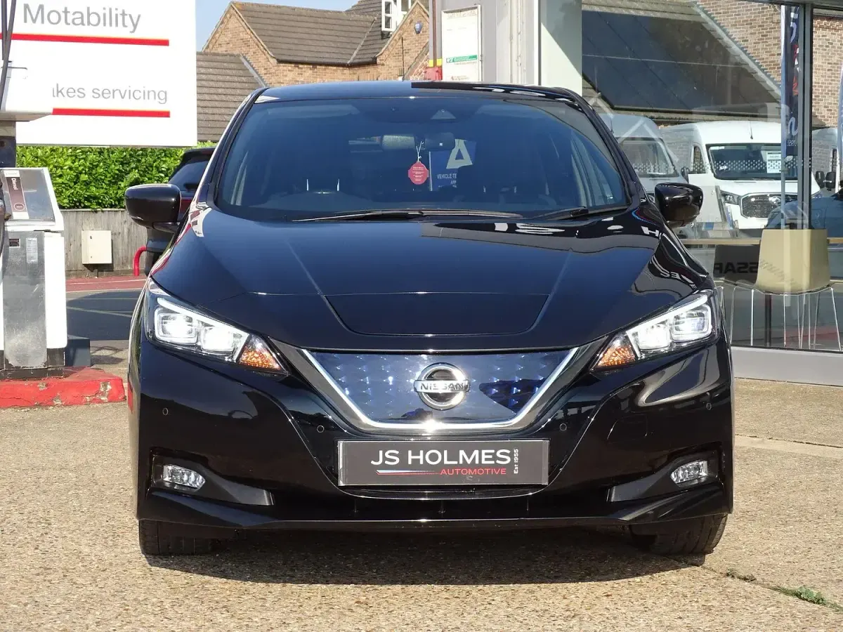 Used Nissan Leaf Tekna 110 kW (150 HP) 2020 Black Hatchback