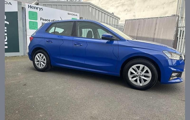 Used Skoda Fabia Comfort 79 HP (58 kW) 2023 Energy blue Hatchback