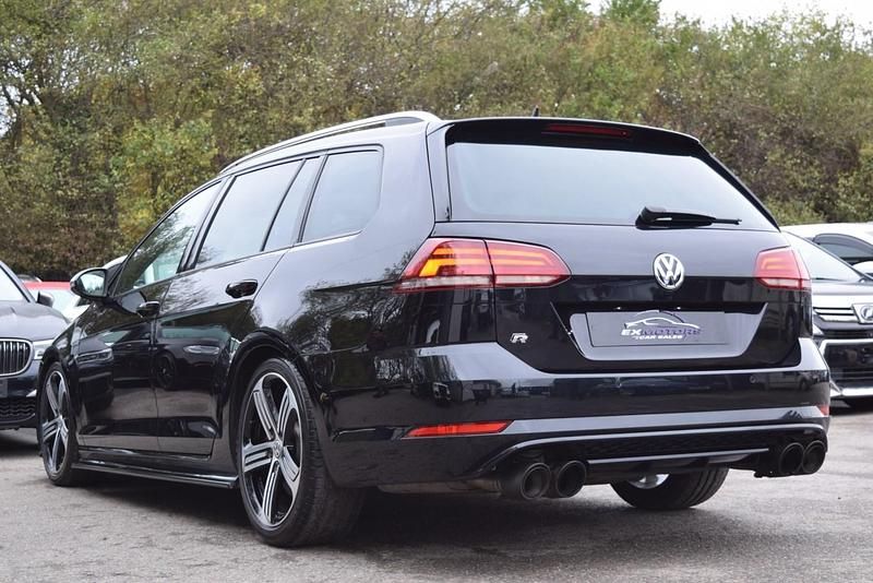 Usado VW Golf VII R 2019 Preto Carrinha