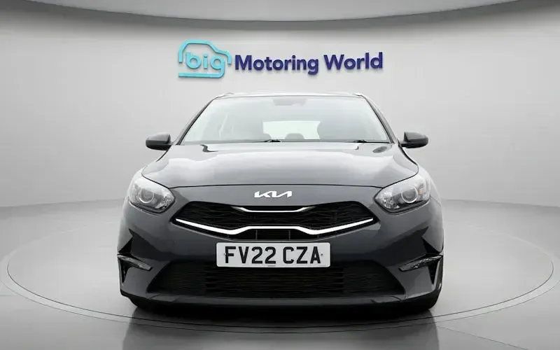 Used Kia Ceed Sportswagon 120 HP (88 kW) 2022 Grey Estate