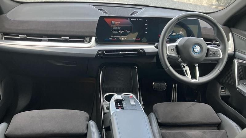 Used BMW iX2 M Sport 147 kW (201 HP) 2024 White SUV