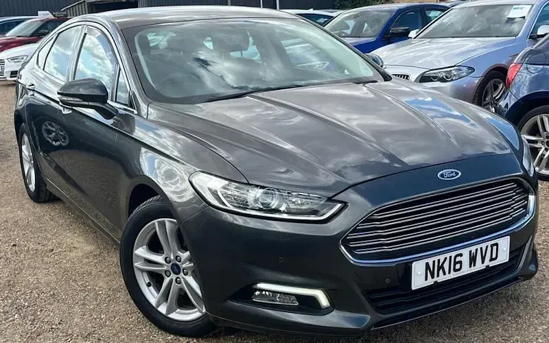 Used Ford Mondeo Zetec 150 HP (110 kW) 2015 Hatchback