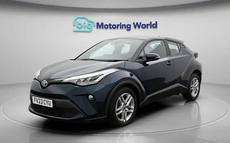 Used Toyota C-HR 122 HP (89 kW) 2023 Blue SUV