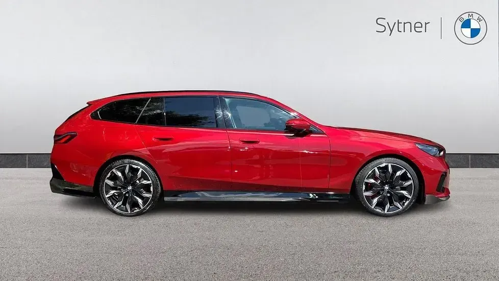 Used BMW i5 M Sport 246 kW (335 HP) 2026 Red Estate