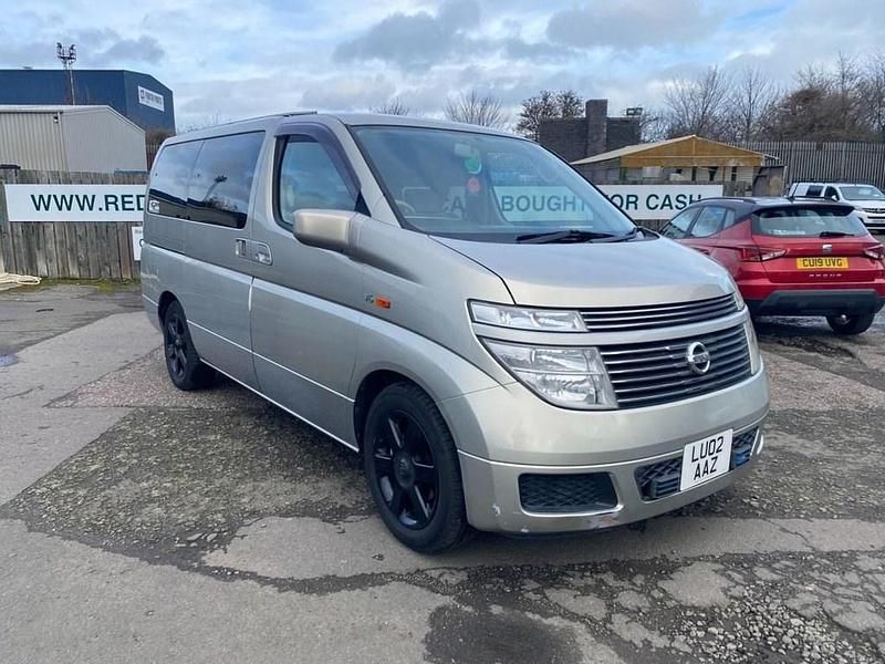 Used Nissan Elgrand 2013 Silver MPV