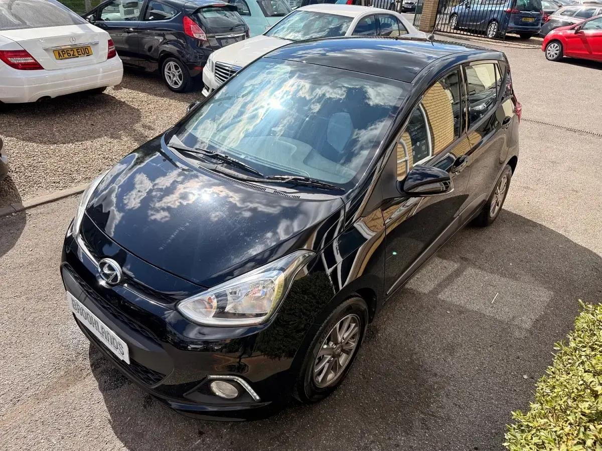 Used Hyundai i10 Premium 2014 Black Hatchback