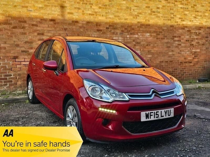 Used Citroën C3 PureTech 2015 Red Hatchback