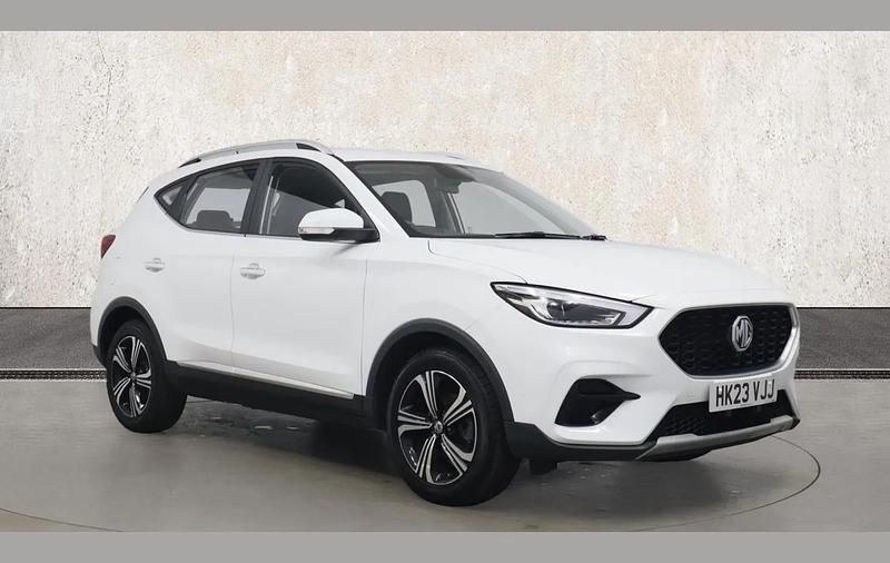 White Used 2023 MG ZS Excite Sedan | £13,290 (Fair price) - Image 1/4
