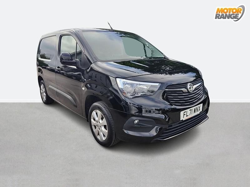 Black Used 2021 Vauxhall Combo MPV | £11,695 (Fair price) - Image 1/4