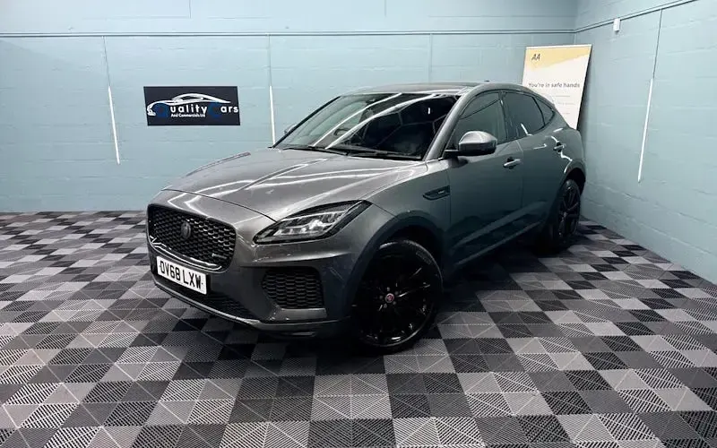 Used Jaguar E-Pace R-Dynamic 179 HP (131 kW) 2020 SUV