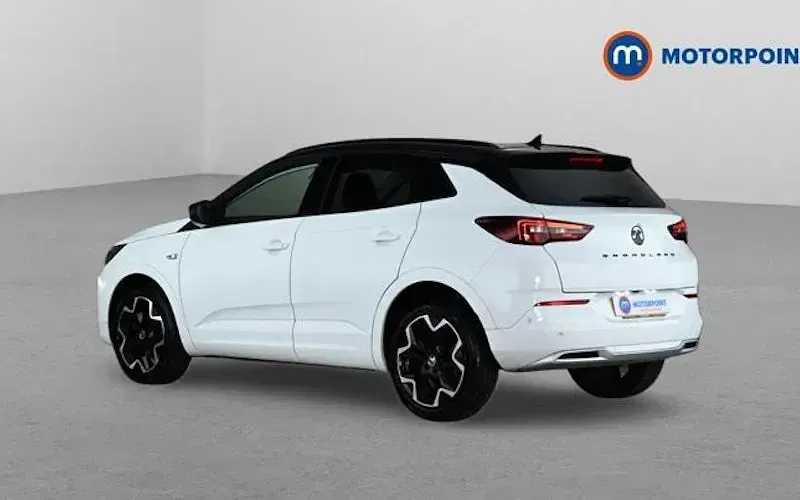 Used Vauxhall Grandland X Ultimate 131 HP (96 kW) 2023 White SUV