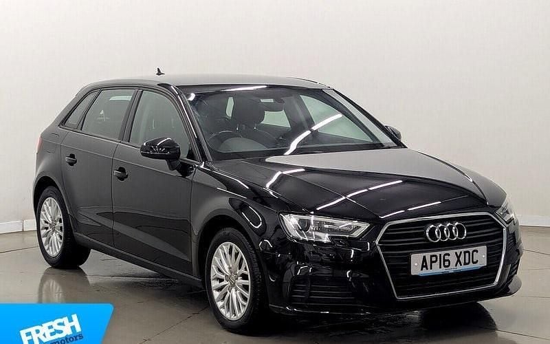 Used Audi A3 Sportback Design 110 HP (80 kW) 2017 Hatchback