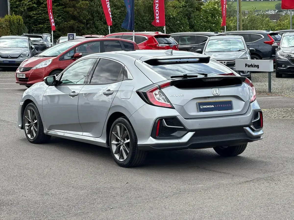 Used Honda Civic EX 126 HP (92 kW) 2020 Silver Hatchback