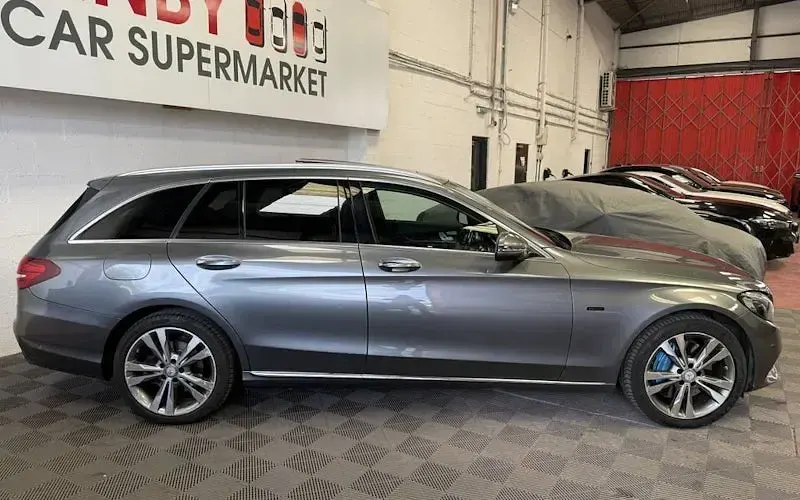 Used Mercedes C350 Premium Plus 294 HP (216 kW) 2016 Grey Estate