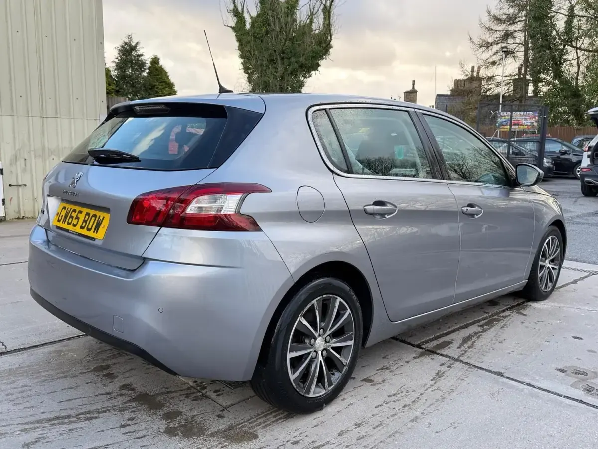 Second-hand Peugeot 308 Allure 2016 Gri Hatchback