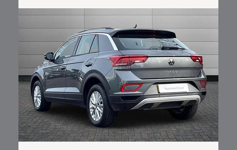 Used VW T-Roc Life 150 HP (110 kW) 2023 Indium grey SUV
