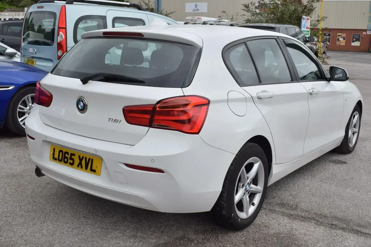 Used BMW 118 Performance 2015 White Hatchback