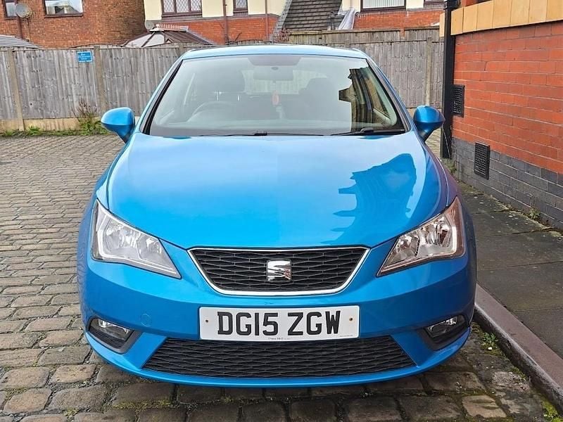 Begagnad Seat Ibiza 2015 Blå Halvkombi