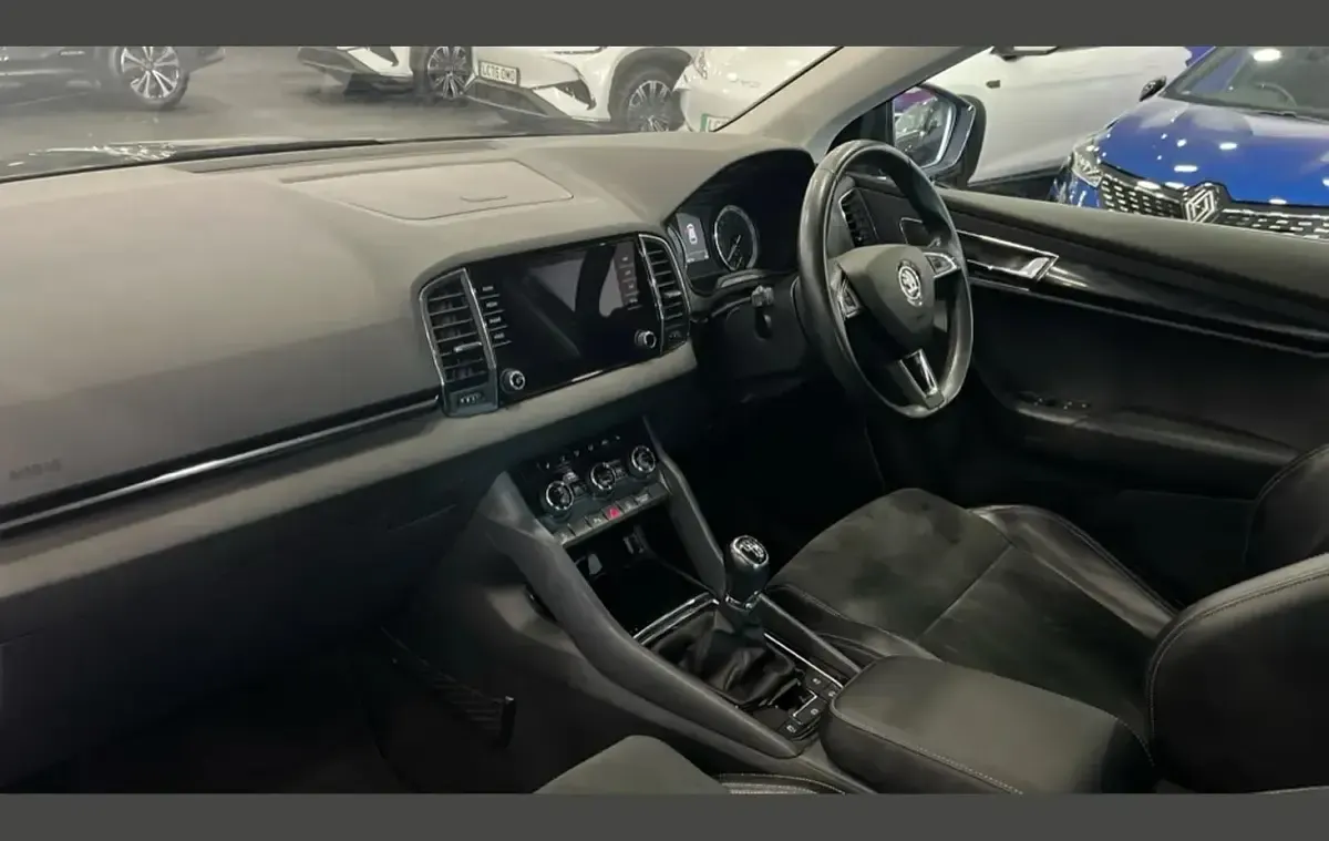 Used Skoda Karoq SE L 150 HP (110 kW) 2018 Emerald green SUV