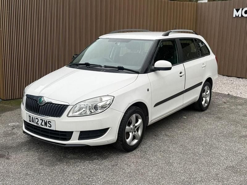 Used Skoda Fabia SE 2012 White Estate