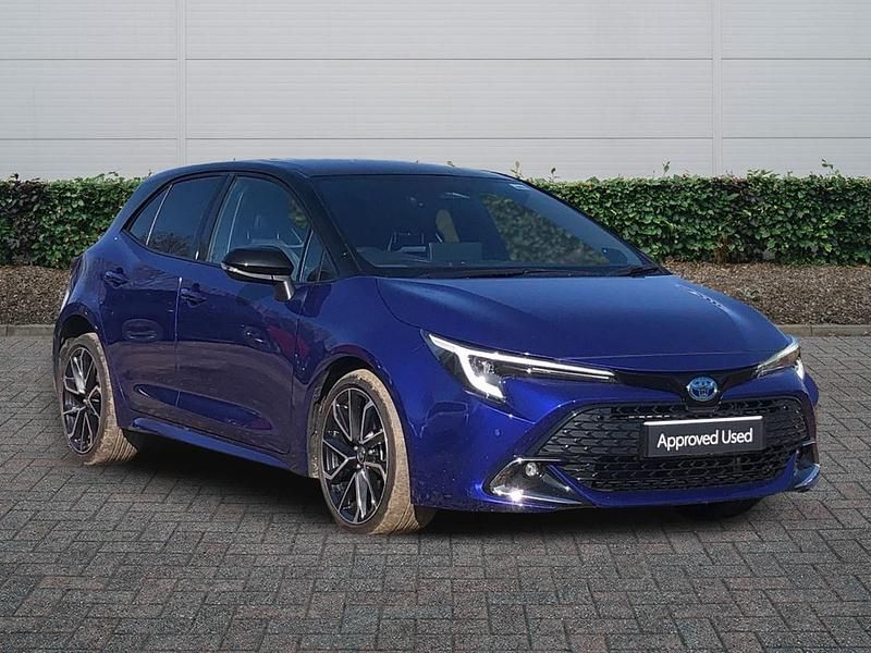 Used Toyota Corolla 2025 Blue Hatchback