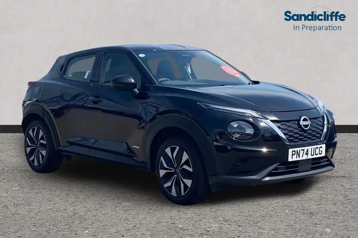 Usado Nissan Juke Acenta Premium 143 HP (105 kW) 2024 SUV
