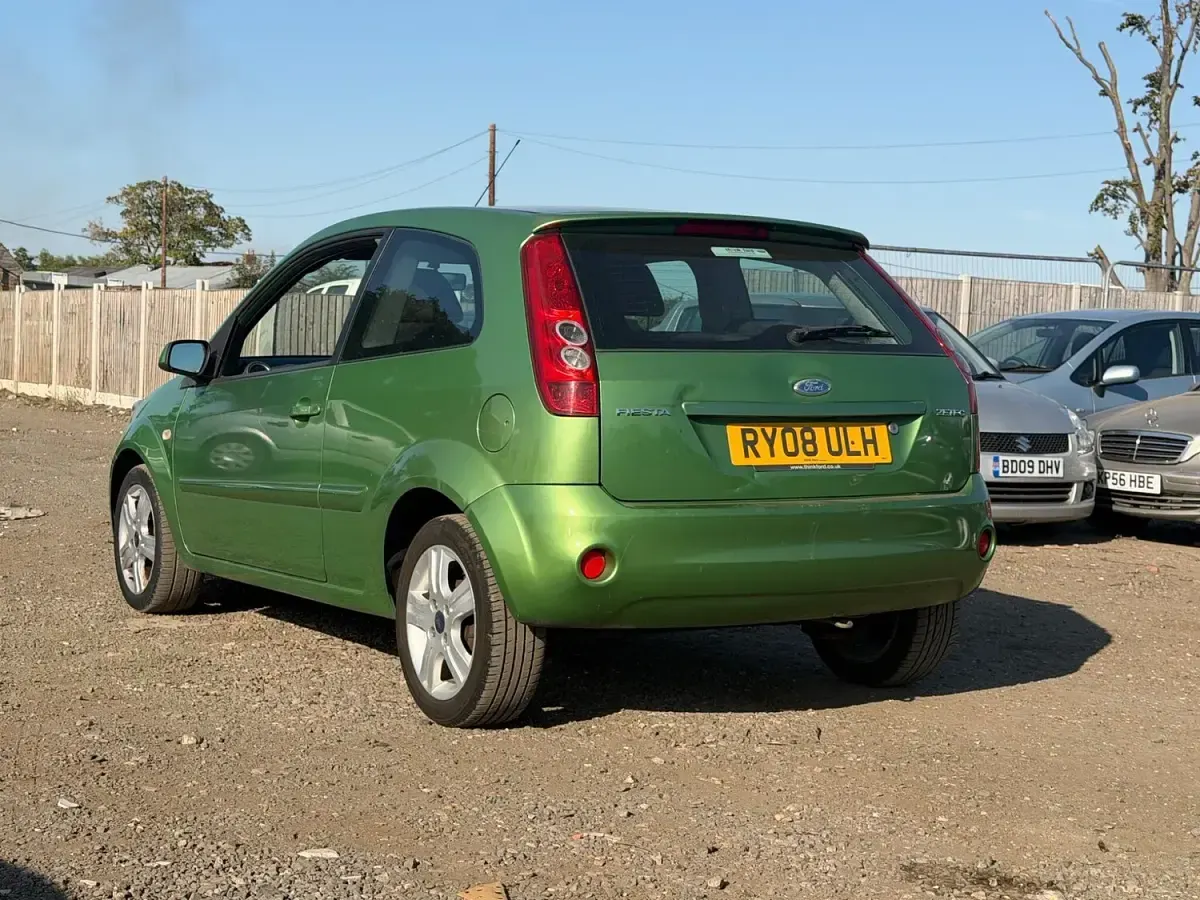 Used Ford Fiesta Zetec 2008 Green Hatchback