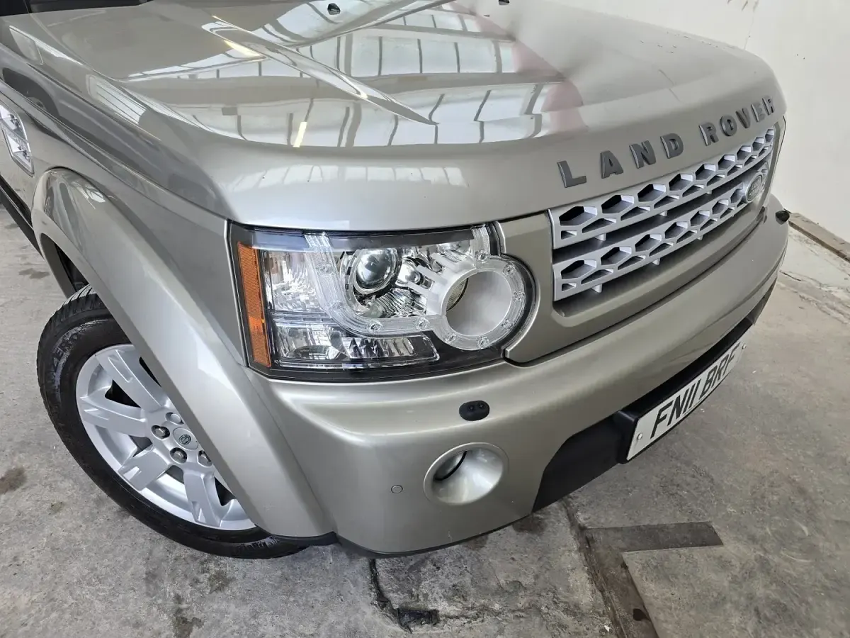 Used Land Rover Discovery 4 2011 Gold SUV