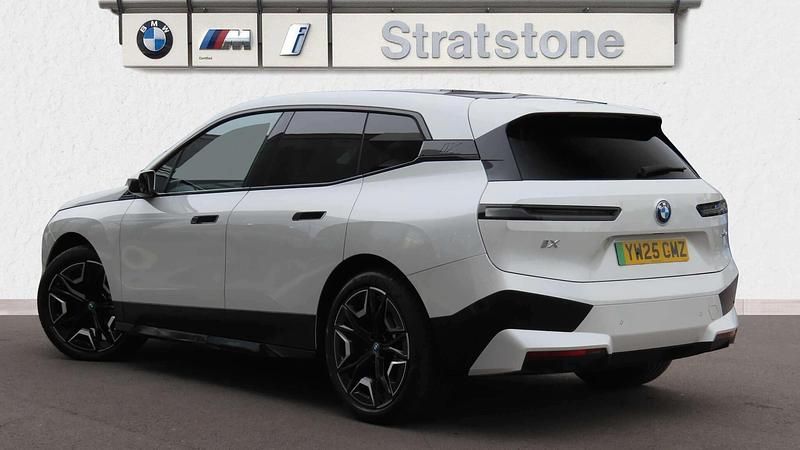 Used BMW iX M Sport 236 kW (322 HP) 2025 White SUV