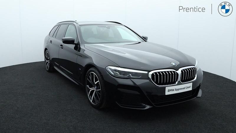 Black Used 2023 BMW 520 M Sport Estate | £28,995 (Fair price) - Image 1/4