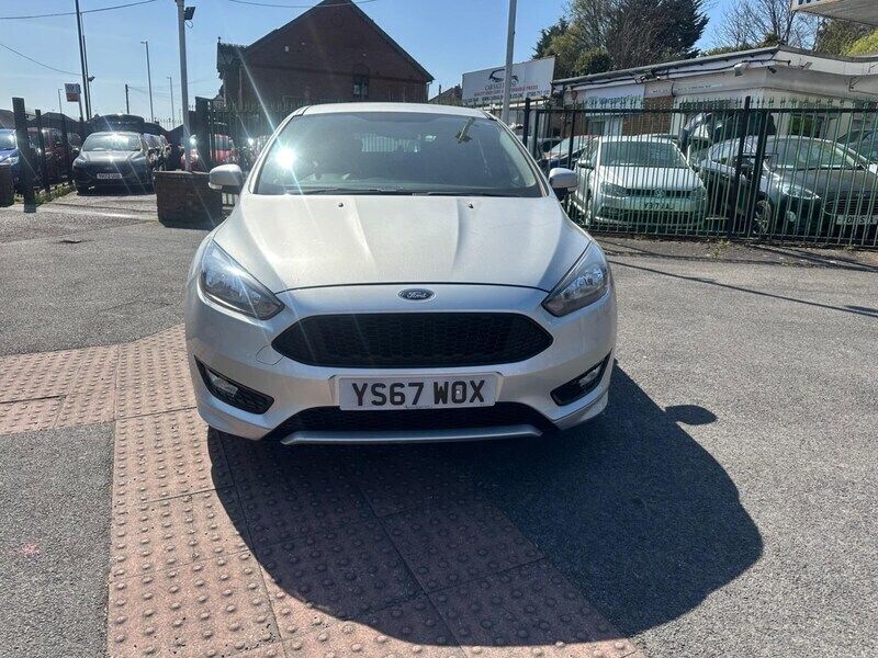 Silver Used 2017 Ford Focus ST-Line Hatchback | £7,690 (Good price) - Image 1/4