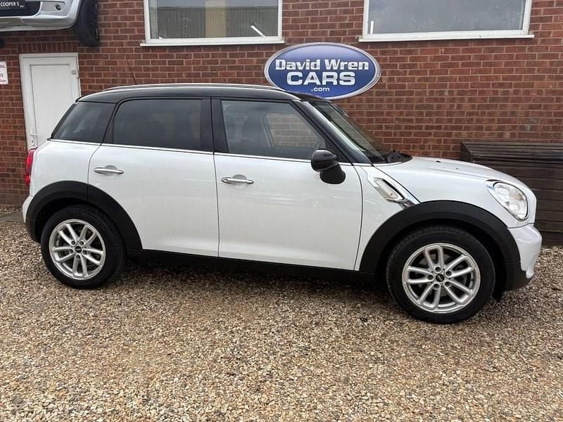 Used Mini Cooper Countryman 122 HP (89 kW) 2016 White SUV