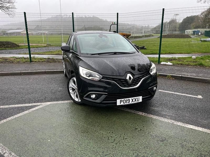 Used Renault Scénic IV Iconic 2019 Black MPV