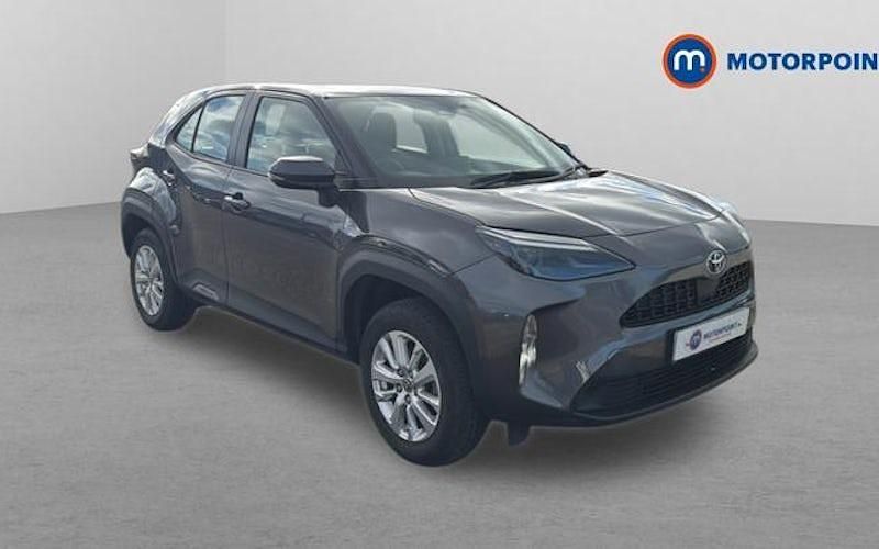 Used Toyota Yaris Hybrid 116 HP (85 kW) 2026 Estate