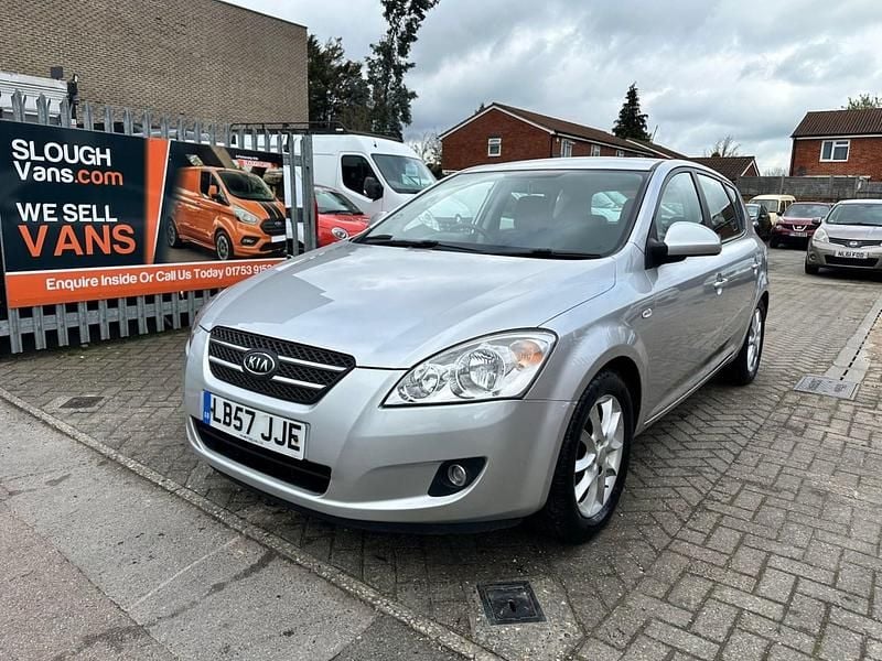 Used Kia Ceed 2007 Silver Hatchback
