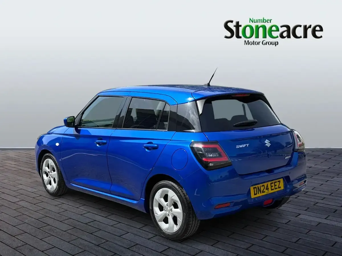 Used Suzuki Swift 82 HP (60 kW) 2024 Blue Hatchback