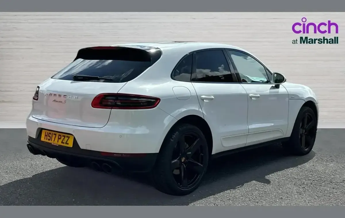 Używany Porsche Macan S 254 KM (186 kW) 2017 Biały SUV