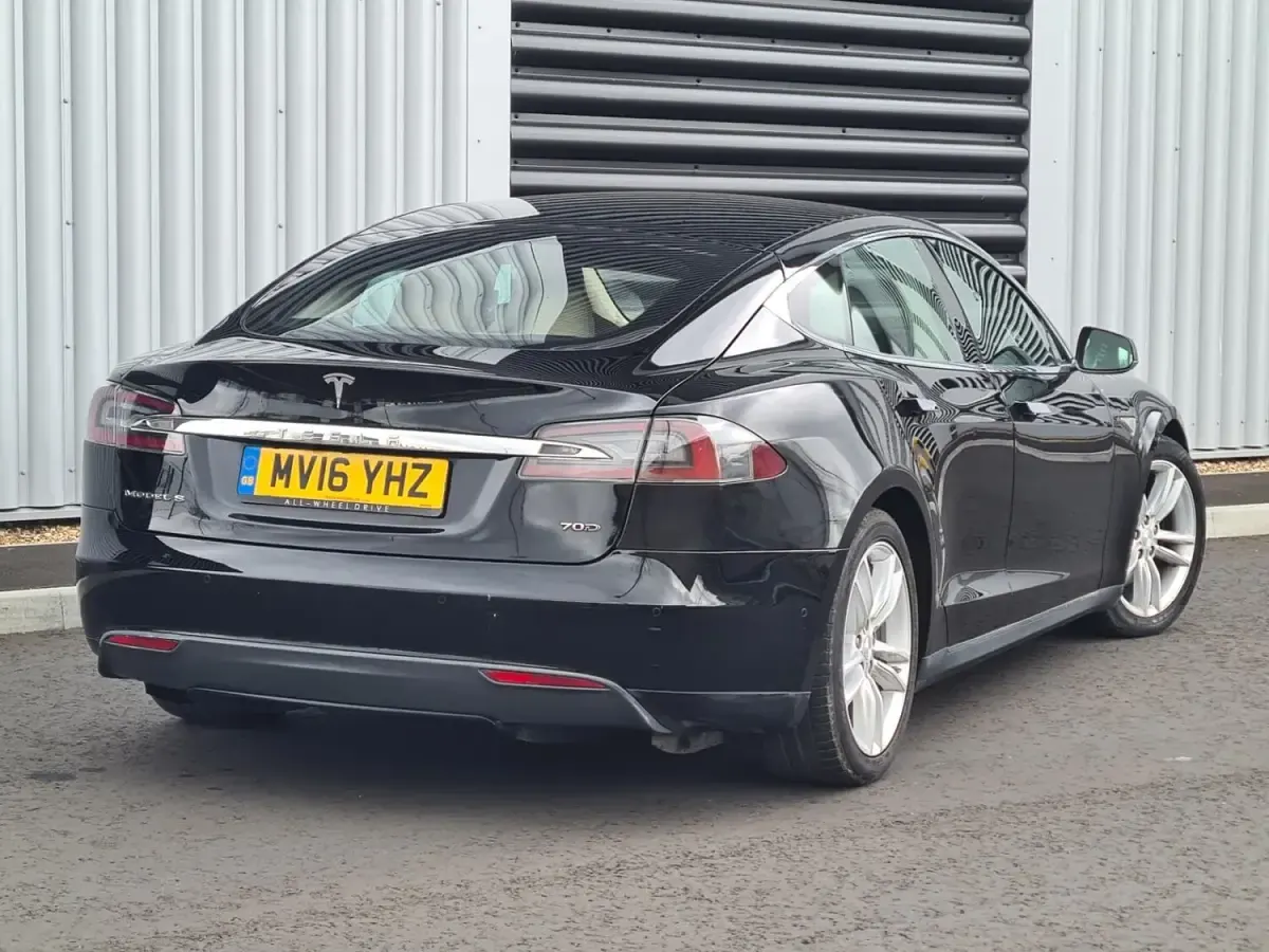 Used Tesla Model S 244 kW (333 HP) 2016 Black Hatchback