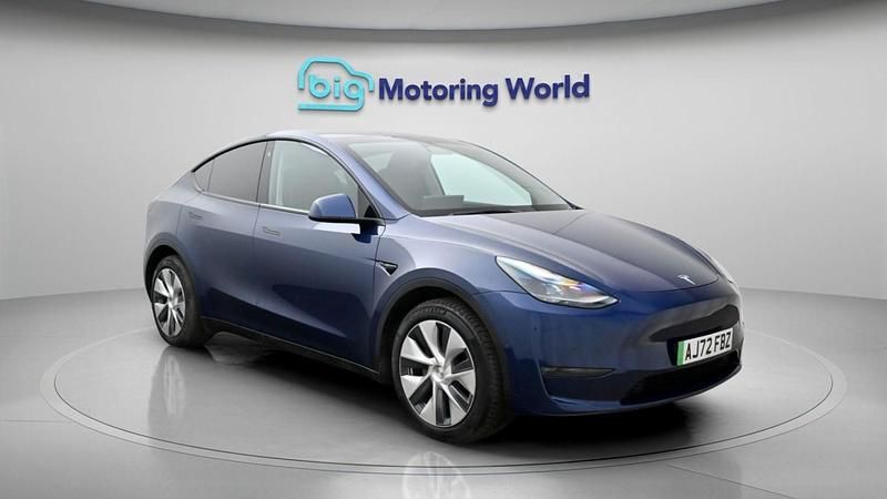 Used Tesla Model Y Long Range AWD 378 kW (514 HP) 2022 Blue SUV