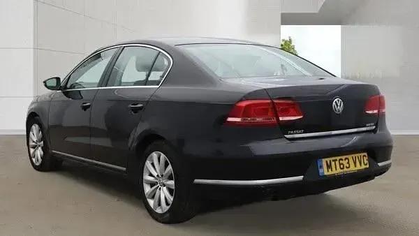 Begagnad VW Passat Highline 2013 Svart Sedan