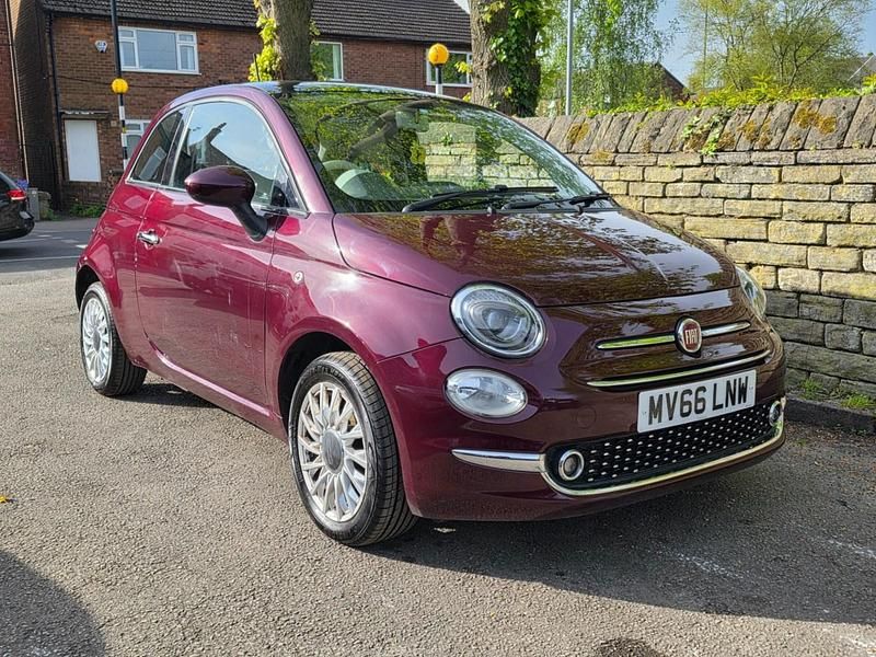Red Used 2016 Fiat 500 Lounge Hatchback | £5,800 (Fair price) - Image 1/4