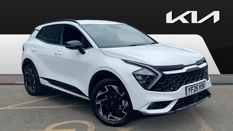 White Used 2025 Kia Sportage GT-Line SUV | £28,053 (Good price) - Image 1/3
