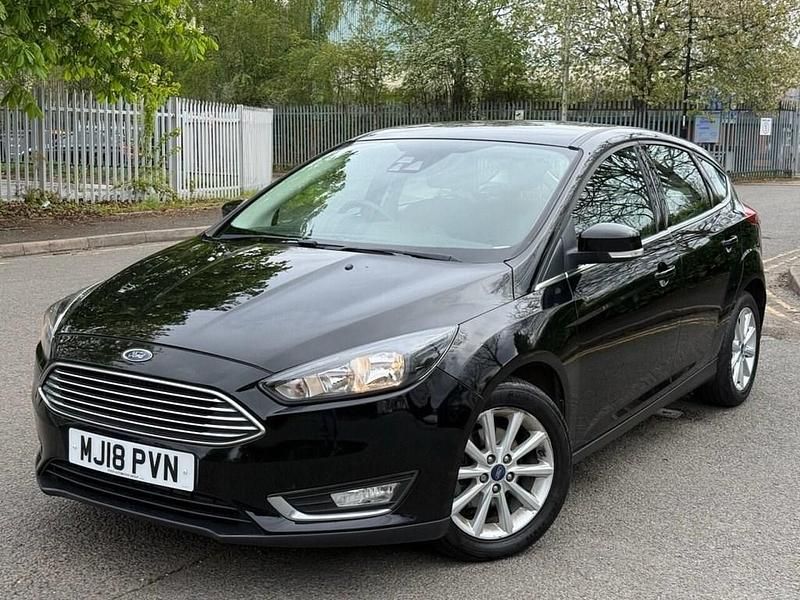 Used Ford Focus Titanium 120 HP (88 kW) 2018 Black Hatchback