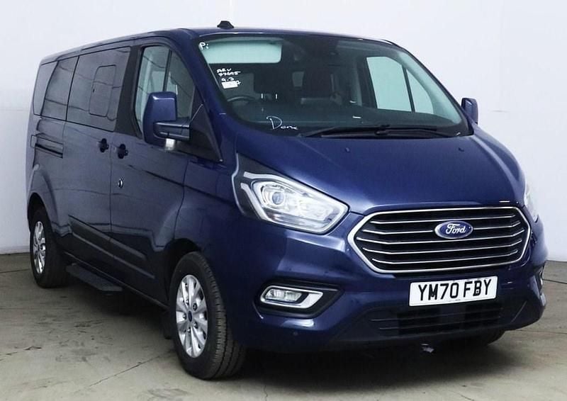 Used Ford Tourneo Custom Zetec 130 HP (95 kW) 2020 Blue Van