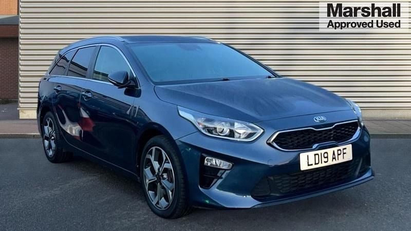 Blue Used 2019 Kia Ceed Hatchback | £10,000 (Good price) - Image 1/4
