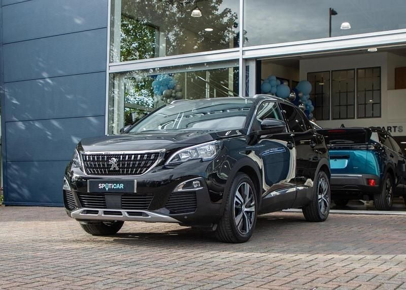 Black Used 2020 Peugeot 3008 Allure SUV | £16,179 (Fair price) - Image 1/4