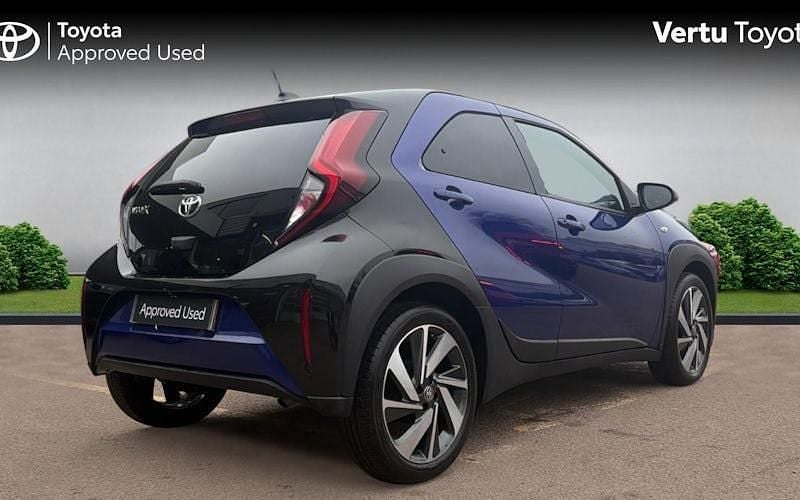 Used Toyota Aygo X 72 HP (52 kW) 2025 SUV
