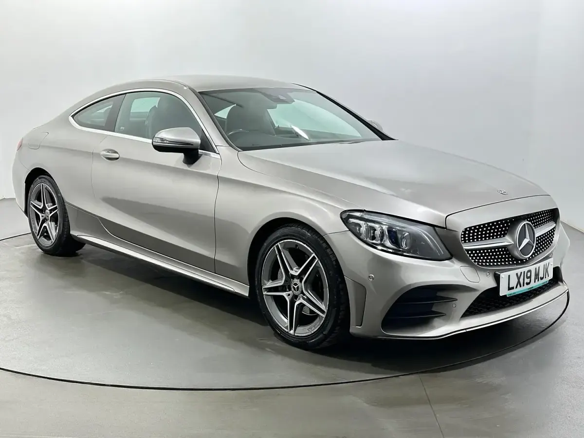 Used Mercedes C200 AMG line 184 HP (135 kW) 2019 Coupe
