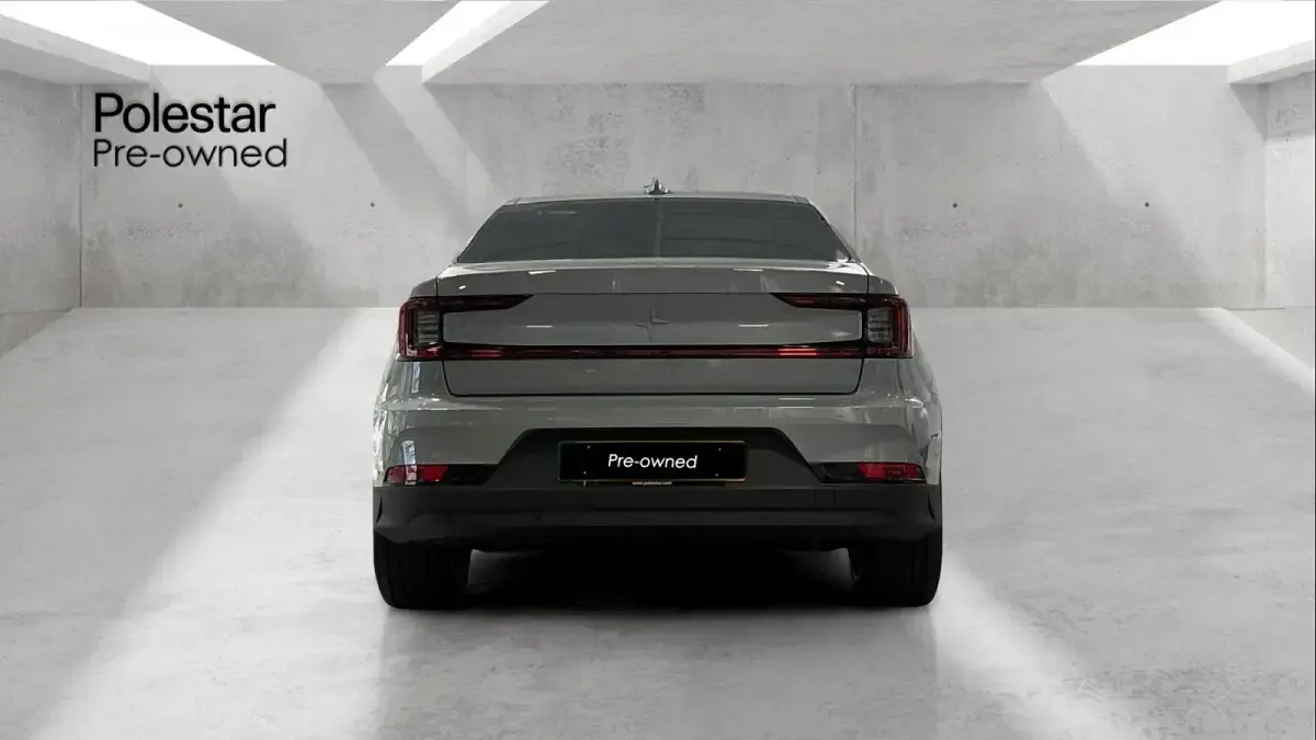 Novo Polestar 2 Long Range Single Motor 219 kW (299 HP) 2026 Cinzento Citadino