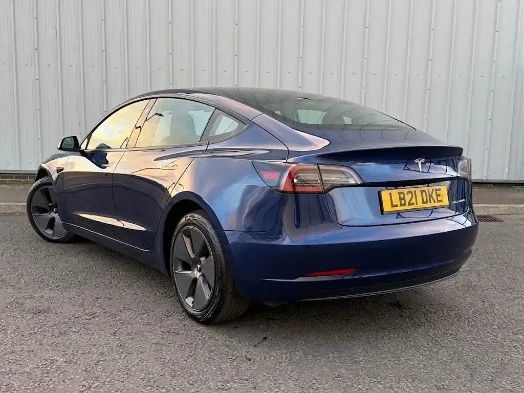 Used Tesla Model 3 Long Range AWD 366 kW (498 HP) 2021 Blue Sedan